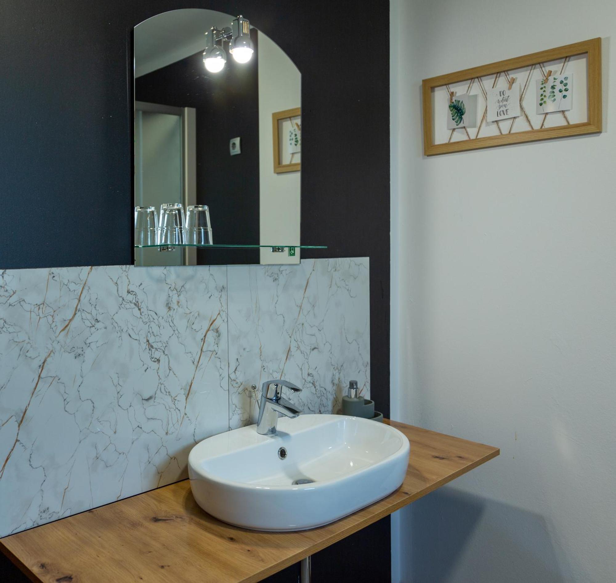 Apartments Silva Ljutomer Εξωτερικό φωτογραφία